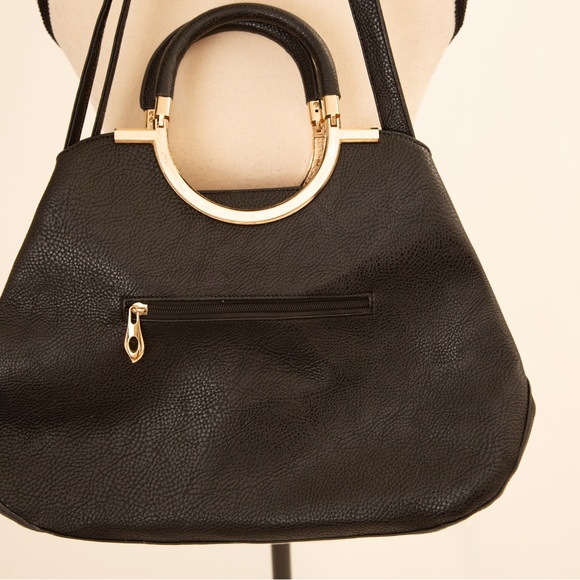 Statement bag black with rosette floral accent - Picture 5 of 16